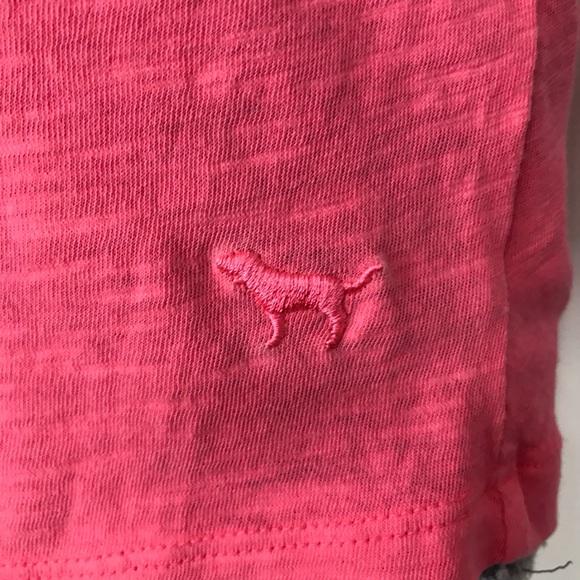 Pink VS shirt size M - Picture 6 of 7
